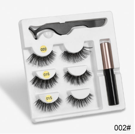 A Pair Of False Eyelashes With Magnets In Fashion - watkins innovators