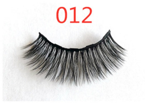 A Pair Of False Eyelashes With Magnets In Fashion - watkins innovators