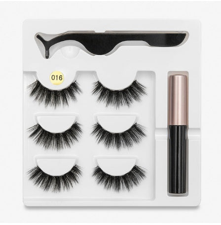 A Pair Of False Eyelashes With Magnets In Fashion - watkins innovators
