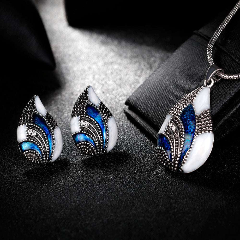 Water Drop Jewelry Set - watkins innovators