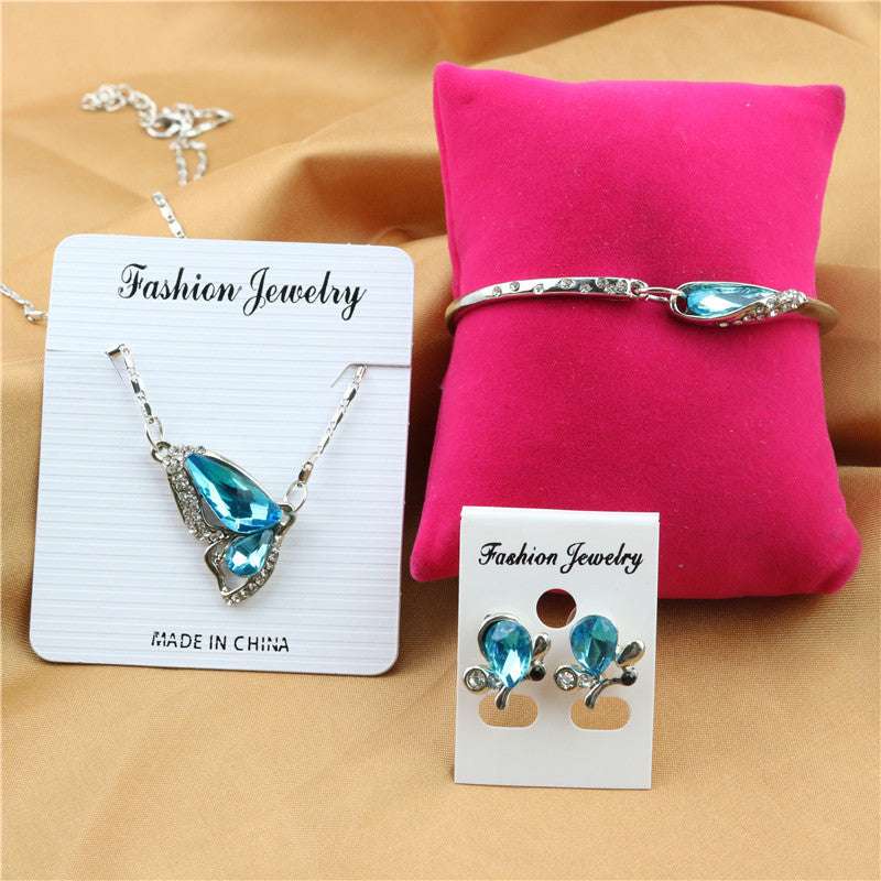 Three-piece necklace set - watkins innovators