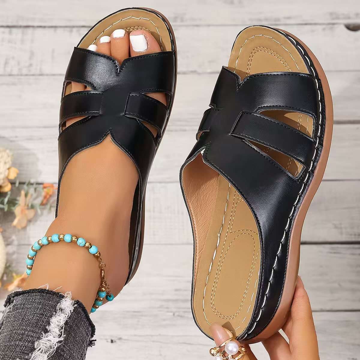 Plus Size Women's European And American Style Slippers - watkins innovators