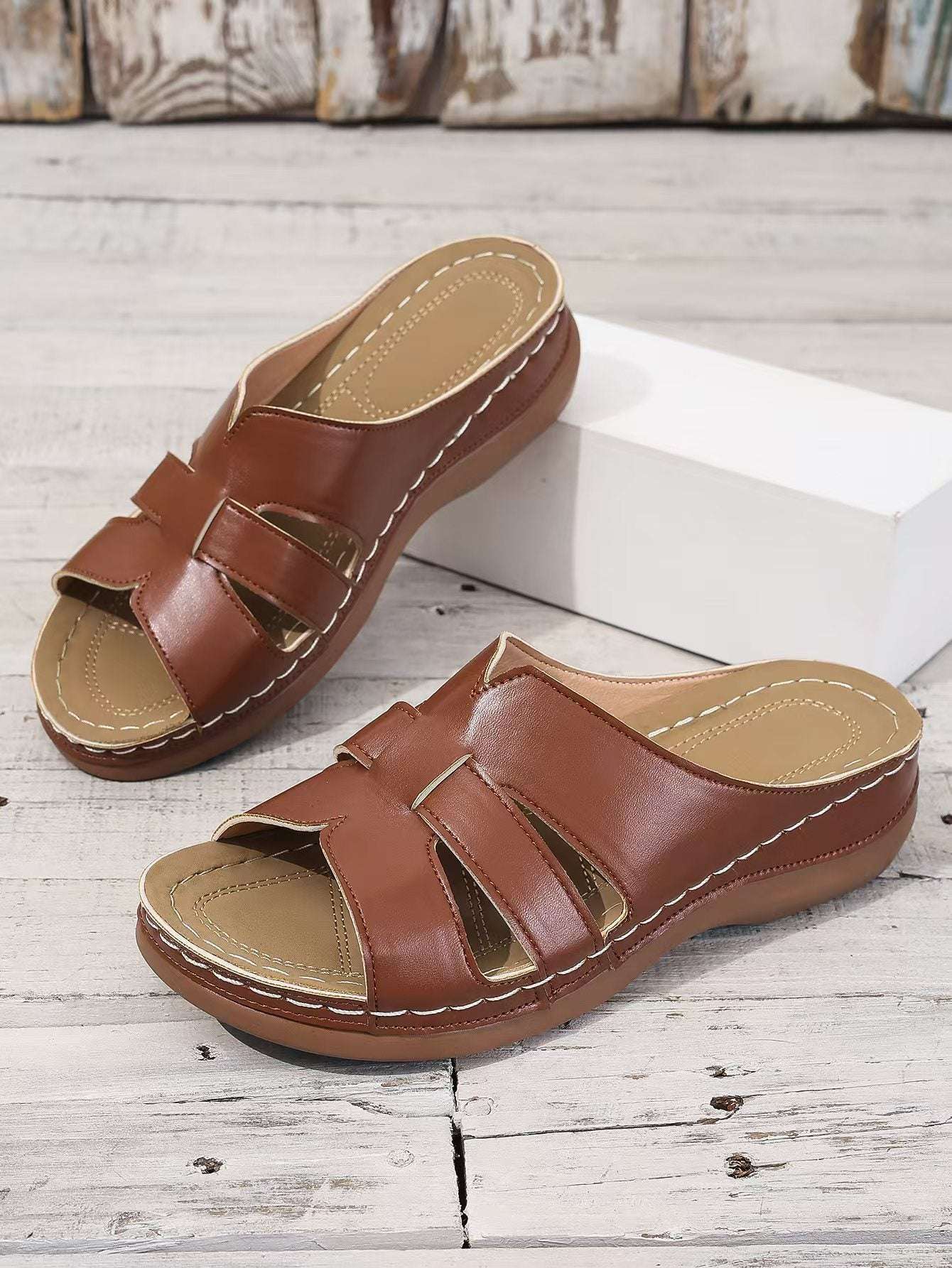 Plus Size Women's European And American Style Slippers - watkins innovators
